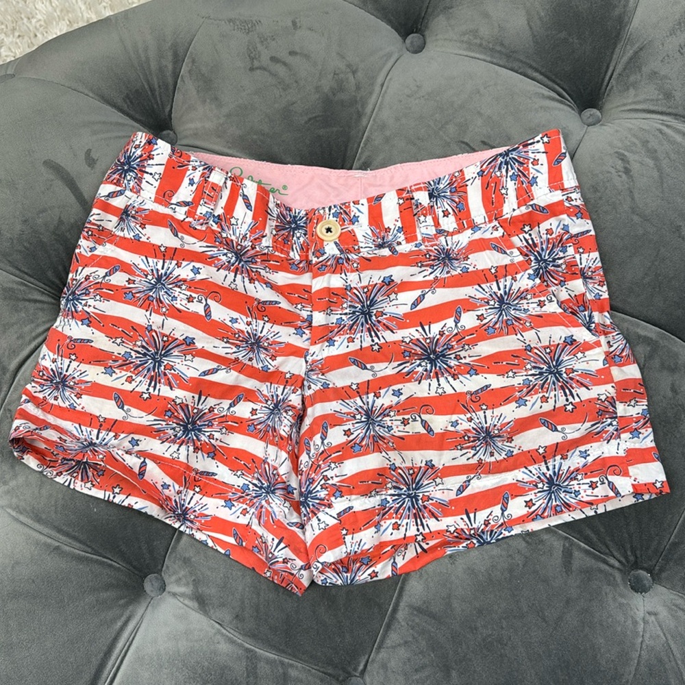 Size 0 Rare Lilly Pulitzer She’s a Firecracker Shorts in Excellent Condition